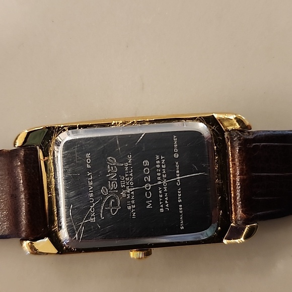 Rare Women's Mickey Mouse Watch. Serviced and New Battery. - Picture 4 of 4